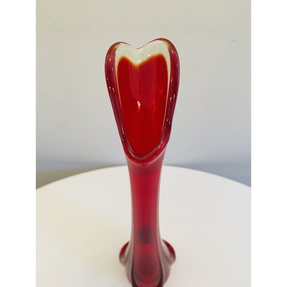 Vintage Viking Epic Drape Amberina Swung Glass Vase 14 3/4" Red Art Glass Vase - Picture 5 of 10